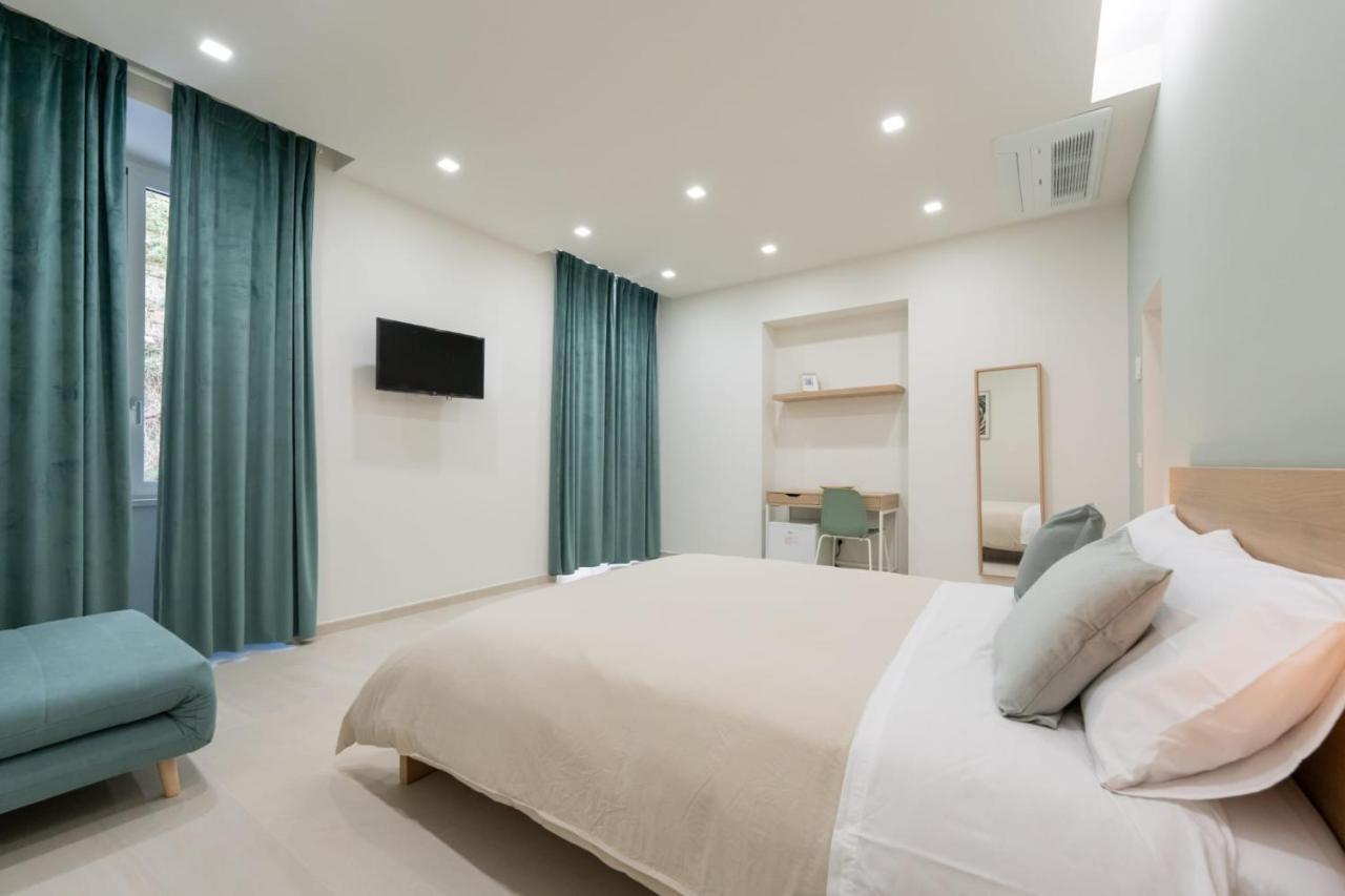 Napoli Maison Suite Exteriör bild
