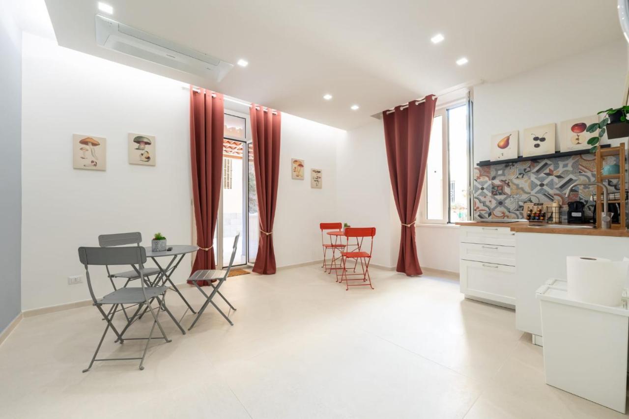 Napoli Maison Suite Exteriör bild