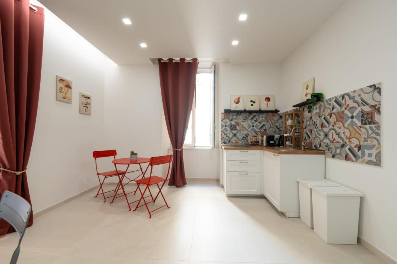 Napoli Maison Suite Exteriör bild