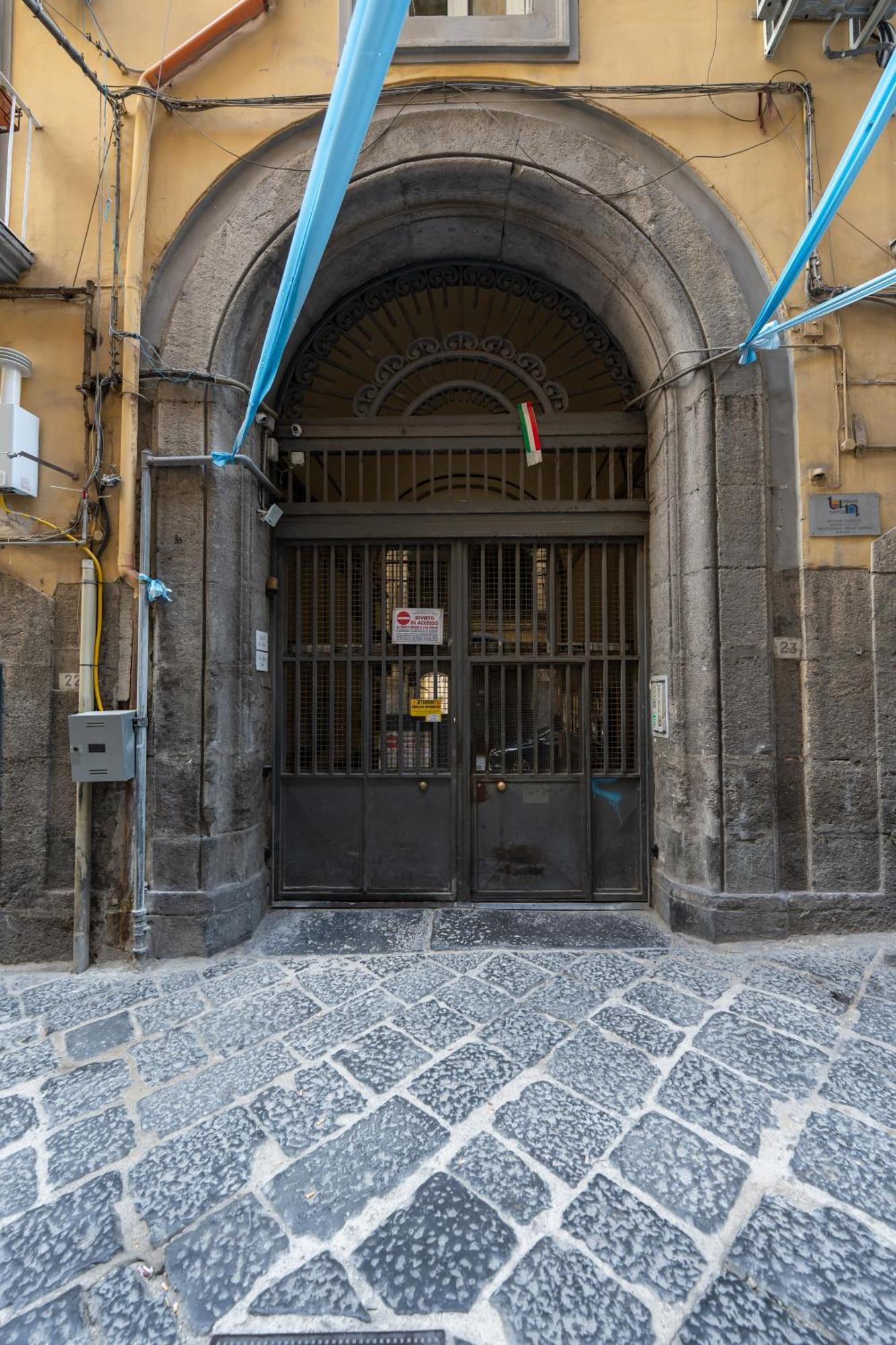 Napoli Maison Suite Exteriör bild